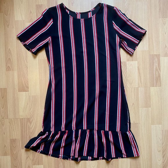 Striped Drop-waist Dress - Picture 4 of 5